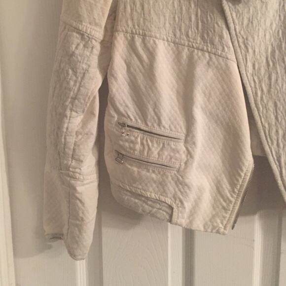 white Zara jacket - Picture 2 of 7